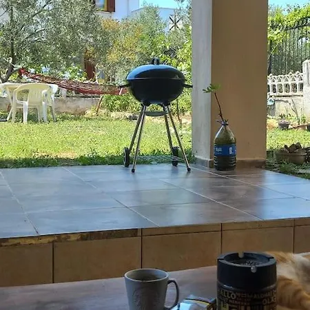 Pamuk Konukevi, Bahce Kati, Ayvalik