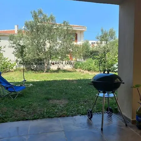 Pamuk Konukevi, Bahce Kati, Ayvalı